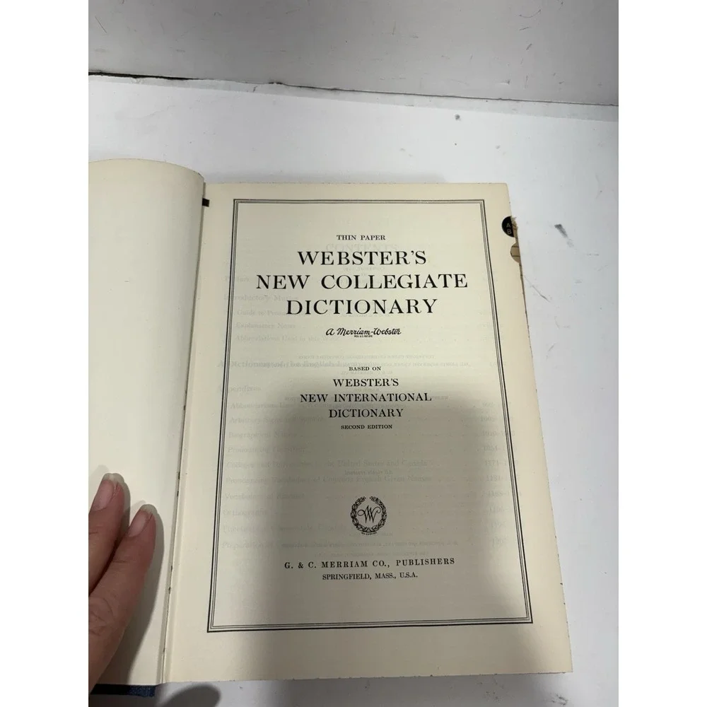 Webster' New Collegiate Dictionary 1949 Thin Paper + U Of C Berkeley Dust jacket